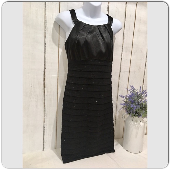 EUC R&M Richard’s Black Evening Dress w/Jacket, Size 6 - Picture 7 of 8